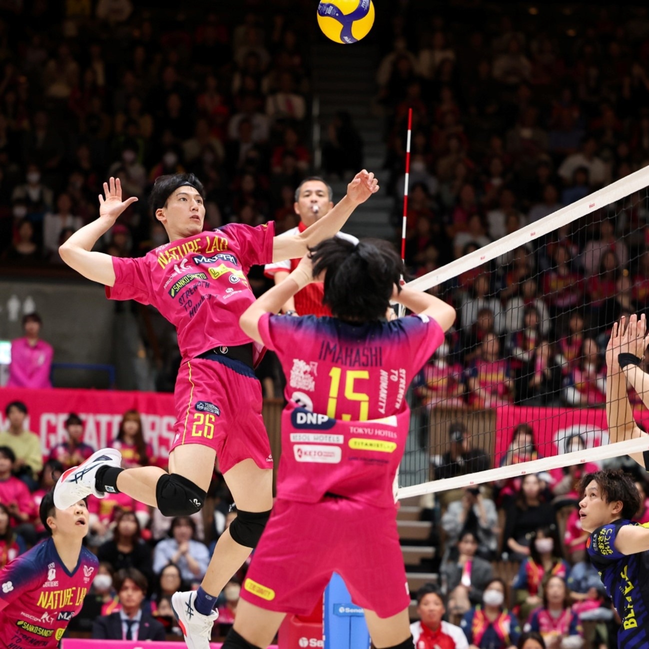 王建民在 2016 年回归大联盟加盟堪萨斯皇家，完成励志的复出之战